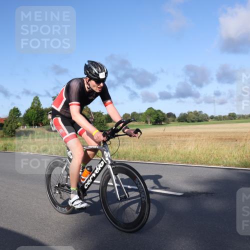25.08.2024 - Elbe Triathlon Hamburg Fuchs,  Jonas http://msf.ph/oto/6853546 25.08.2024 09:17:03 Radfahren 277, 59 meine-sportfotos.de