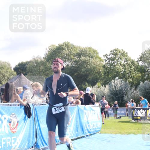 25.08.2024 - Elbe Triathlon Hamburg H.Heesch http://msf.ph/oto/6853584 25.08.2024 10:50:58 Ziel 266, 275 meine-sportfotos.de