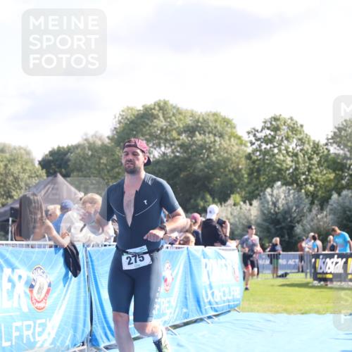 25.08.2024 - Elbe Triathlon Hamburg H.Heesch http://msf.ph/oto/6853590 25.08.2024 10:50:58 Ziel 266, 275 meine-sportfotos.de