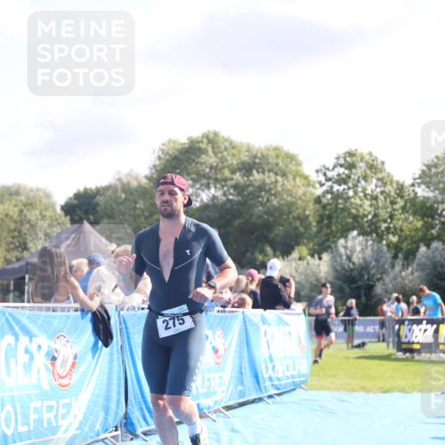 25.08.2024 - Elbe Triathlon Hamburg H.Heesch http://msf.ph/oto/6853597 25.08.2024 10:50:58 Ziel 266, 275 meine-sportfotos.de