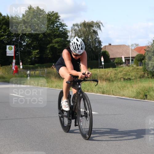 25.08.2024 - Elbe Triathlon Hamburg Fuchs,  Jonas http://msf.ph/oto/6853605 25.08.2024 10:37:18 Radfahren 647, 567, 734, 675, 551, 619, 614, 621, 493 meine-sportfotos.de