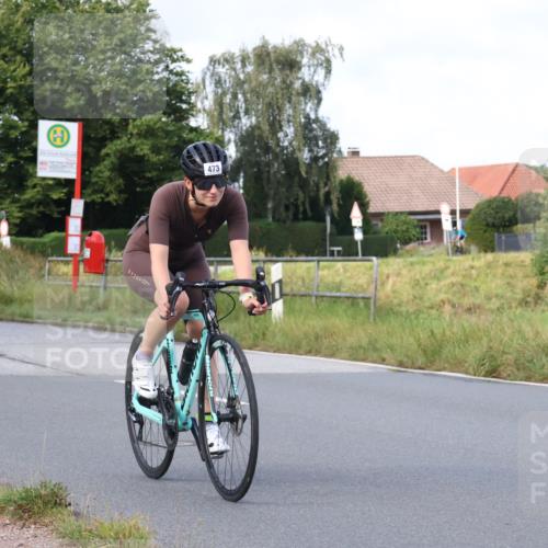 25.08.2024 - Elbe Triathlon Hamburg Fuchs,  Jonas http://msf.ph/oto/6853606 25.08.2024 10:02:05 Radfahren 221, 473, 418, 475 meine-sportfotos.de