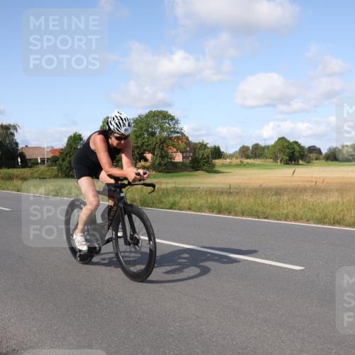 25.08.2024 - Elbe Triathlon Hamburg Fuchs,  Jonas http://msf.ph/oto/6853618 25.08.2024 10:37:19 Radfahren 647, 567, 734, 675, 551, 619, 614, 621, 493 meine-sportfotos.de