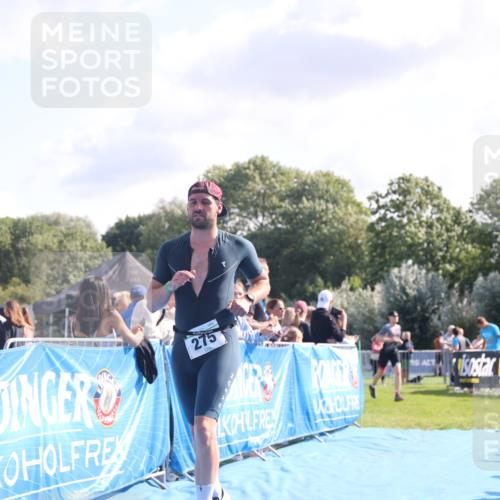 25.08.2024 - Elbe Triathlon Hamburg H.Heesch http://msf.ph/oto/6853619 25.08.2024 10:50:58 Ziel 266, 275 meine-sportfotos.de