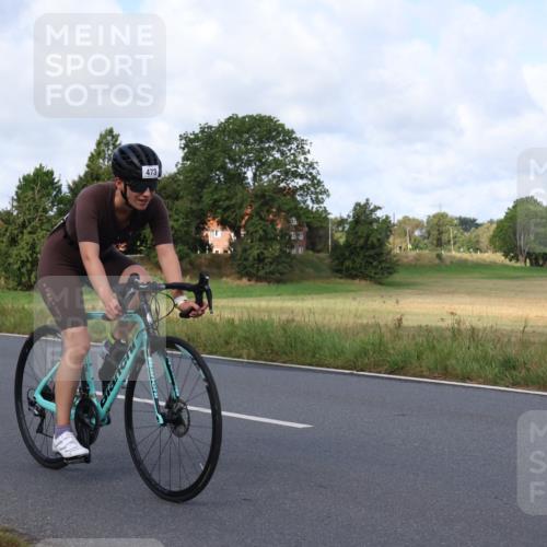 25.08.2024 - Elbe Triathlon Hamburg Fuchs,  Jonas http://msf.ph/oto/6853621 25.08.2024 10:02:06 Radfahren 221, 473, 418, 475 meine-sportfotos.de