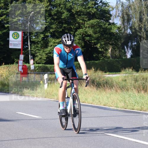 25.08.2024 - Elbe Triathlon Hamburg Fuchs,  Jonas http://msf.ph/oto/6853628 25.08.2024 09:17:28 Radfahren 321, 256 meine-sportfotos.de
