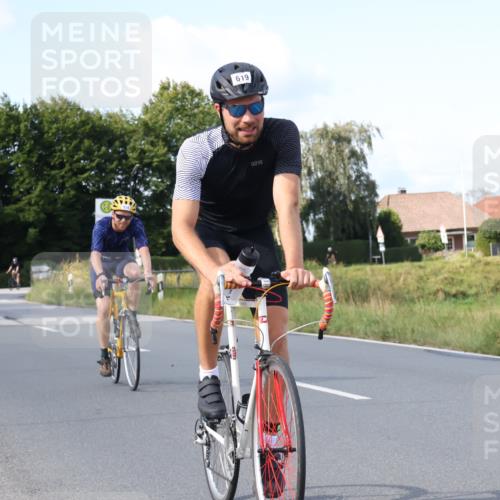 25.08.2024 - Elbe Triathlon Hamburg Fuchs,  Jonas http://msf.ph/oto/6853638 25.08.2024 10:37:21 Radfahren 734, 675, 551, 619, 614, 621, 493 meine-sportfotos.de