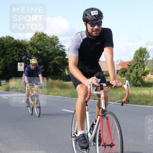 25.08.2024 - Elbe Triathlon Hamburg Fuchs,  Jonas http://msf.ph/oto/6853644 25.08.2024 10:37:21 Radfahren 734, 675, 551, 619, 614, 621, 493 meine-sportfotos.de