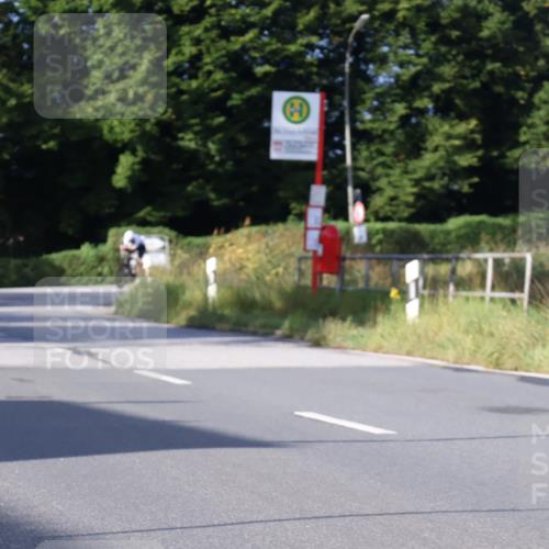 25.08.2024 - Elbe Triathlon Hamburg Fuchs,  Jonas http://msf.ph/oto/6853646 25.08.2024 09:17:29 Radfahren 321, 256, 257 meine-sportfotos.de
