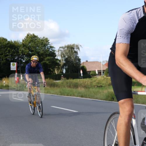 25.08.2024 - Elbe Triathlon Hamburg Fuchs,  Jonas http://msf.ph/oto/6853650 25.08.2024 10:37:21 Radfahren 734, 675, 551, 619, 614, 621, 493 meine-sportfotos.de