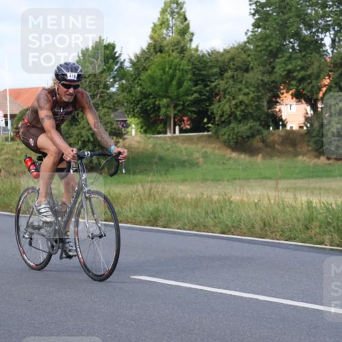 25.08.2024 - Elbe Triathlon Hamburg Fuchs,  Jonas http://msf.ph/oto/6853657 25.08.2024 10:02:08 Radfahren 221, 473, 418, 475 meine-sportfotos.de