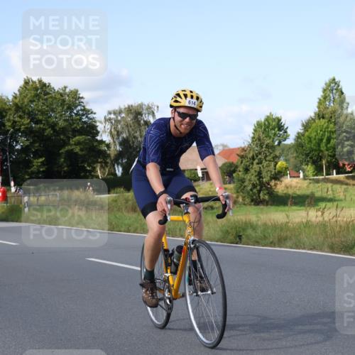 25.08.2024 - Elbe Triathlon Hamburg Fuchs,  Jonas http://msf.ph/oto/6853667 25.08.2024 10:37:22 Radfahren 551, 619, 614, 621, 493, 660, 767 meine-sportfotos.de