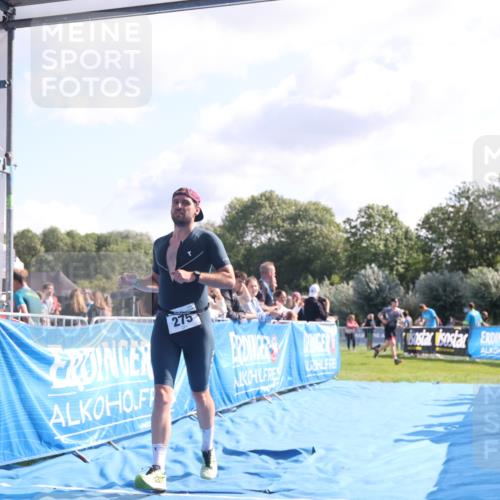 25.08.2024 - Elbe Triathlon Hamburg H.Heesch http://msf.ph/oto/6853680 25.08.2024 10:50:59 Ziel 245, 266, 275 meine-sportfotos.de