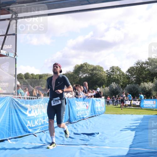 25.08.2024 - Elbe Triathlon Hamburg H.Heesch http://msf.ph/oto/6853687 25.08.2024 10:50:59 Ziel 245, 266, 275 meine-sportfotos.de