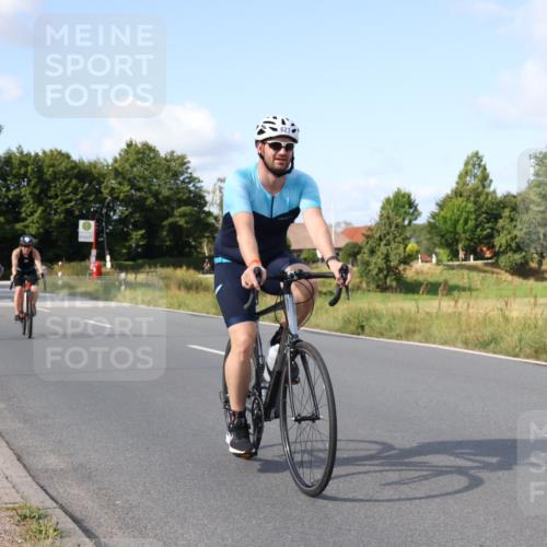 25.08.2024 - Elbe Triathlon Hamburg Fuchs,  Jonas http://msf.ph/oto/6853702 25.08.2024 10:37:24 Radfahren 551, 619, 614, 621, 493, 660, 767, 700, 611 meine-sportfotos.de