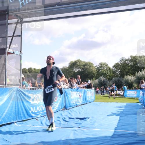 25.08.2024 - Elbe Triathlon Hamburg H.Heesch http://msf.ph/oto/6853709 25.08.2024 10:50:59 Ziel 245, 266, 275 meine-sportfotos.de