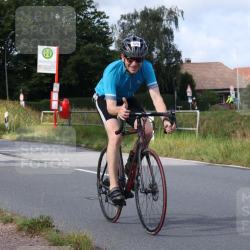 25.08.2024 - Elbe Triathlon Hamburg Fuchs,  Jonas http://msf.ph/oto/6853714 25.08.2024 10:02:18 Radfahren 374, 441, 462 meine-sportfotos.de
