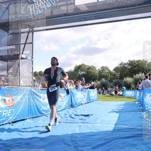 25.08.2024 - Elbe Triathlon Hamburg H.Heesch http://msf.ph/oto/6853732 25.08.2024 10:50:59 Ziel 245, 266, 275 meine-sportfotos.de