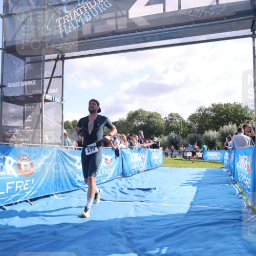 25.08.2024 - Elbe Triathlon Hamburg H.Heesch http://msf.ph/oto/6853745 25.08.2024 10:50:59 Ziel 245, 266, 275 meine-sportfotos.de