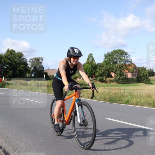 25.08.2024 - Elbe Triathlon Hamburg Fuchs,  Jonas http://msf.ph/oto/6853751 25.08.2024 10:37:26 Radfahren 619, 614, 621, 493, 660, 767, 700, 611, 569, 652 meine-sportfotos.de