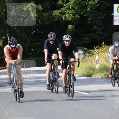 25.08.2024 - Elbe Triathlon Hamburg Fuchs,  Jonas http://msf.ph/oto/6853777 25.08.2024 10:37:27 Radfahren 614, 621, 493, 660, 767, 700, 611, 569, 652 meine-sportfotos.de