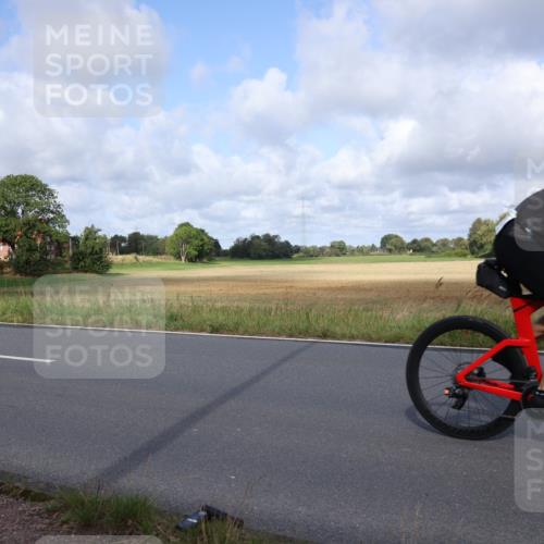 25.08.2024 - Elbe Triathlon Hamburg Fuchs,  Jonas http://msf.ph/oto/6853784 25.08.2024 10:02:20 Radfahren 374, 441, 462 meine-sportfotos.de
