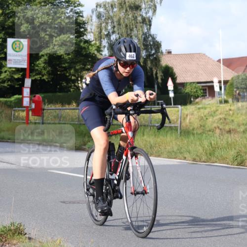 25.08.2024 - Elbe Triathlon Hamburg Fuchs,  Jonas http://msf.ph/oto/6853800 25.08.2024 10:02:23 Radfahren 374, 441, 462 meine-sportfotos.de