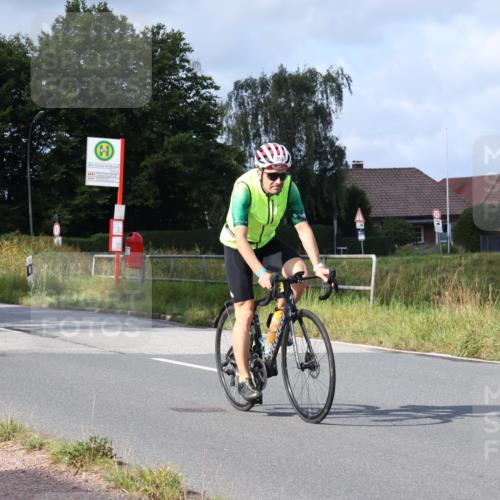 25.08.2024 - Elbe Triathlon Hamburg Fuchs,  Jonas http://msf.ph/oto/6853845 25.08.2024 10:04:19 Radfahren 356, 371, 350 meine-sportfotos.de