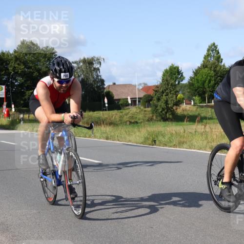 25.08.2024 - Elbe Triathlon Hamburg Fuchs,  Jonas http://msf.ph/oto/6853858 25.08.2024 10:37:29 Radfahren 621, 493, 660, 767, 700, 611, 569, 652, 639 meine-sportfotos.de