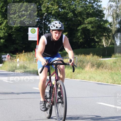 25.08.2024 - Elbe Triathlon Hamburg Fuchs,  Jonas http://msf.ph/oto/6853870 25.08.2024 10:37:32 Radfahren 660, 767, 700, 611, 569, 652, 639 meine-sportfotos.de