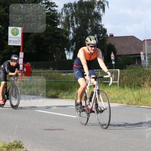 25.08.2024 - Elbe Triathlon Hamburg Fuchs,  Jonas http://msf.ph/oto/6853872 25.08.2024 10:04:22 Radfahren 356, 371, 350, 549 meine-sportfotos.de