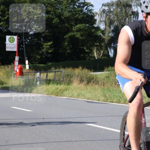 25.08.2024 - Elbe Triathlon Hamburg Fuchs,  Jonas http://msf.ph/oto/6853889 25.08.2024 10:37:32 Radfahren 660, 767, 700, 611, 569, 652, 639 meine-sportfotos.de