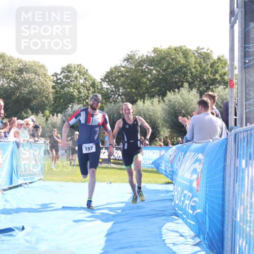 25.08.2024 - Elbe Triathlon Hamburg H.Heesch http://msf.ph/oto/6854028 25.08.2024 10:51:16 Ziel 114, 152, 157, 336 meine-sportfotos.de