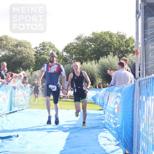 25.08.2024 - Elbe Triathlon Hamburg H.Heesch http://msf.ph/oto/6854054 25.08.2024 10:51:16 Ziel 114, 152, 157, 336 meine-sportfotos.de