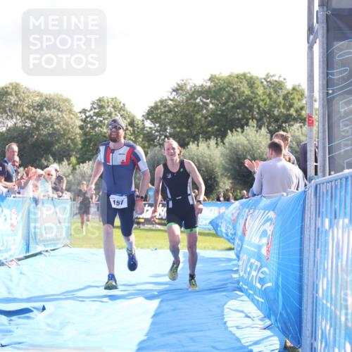25.08.2024 - Elbe Triathlon Hamburg H.Heesch http://msf.ph/oto/6854058 25.08.2024 10:51:16 Ziel 114, 152, 157, 336 meine-sportfotos.de