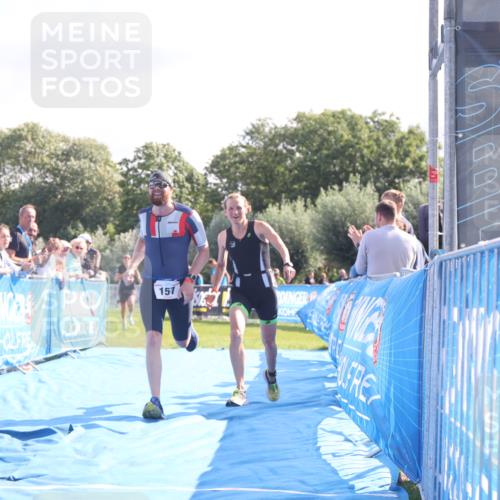 25.08.2024 - Elbe Triathlon Hamburg H.Heesch http://msf.ph/oto/6854064 25.08.2024 10:51:16 Ziel 114, 152, 157, 336 meine-sportfotos.de