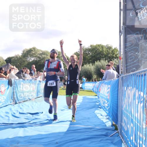 25.08.2024 - Elbe Triathlon Hamburg H.Heesch http://msf.ph/oto/6854116 25.08.2024 10:51:17 Ziel 114, 152, 157, 336 meine-sportfotos.de