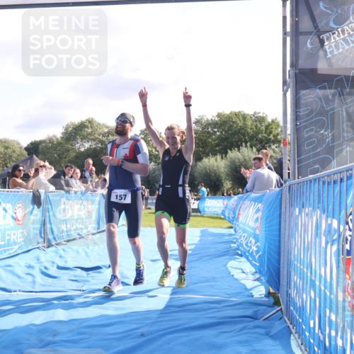 25.08.2024 - Elbe Triathlon Hamburg H.Heesch http://msf.ph/oto/6854122 25.08.2024 10:51:17 Ziel 114, 152, 157, 336 meine-sportfotos.de