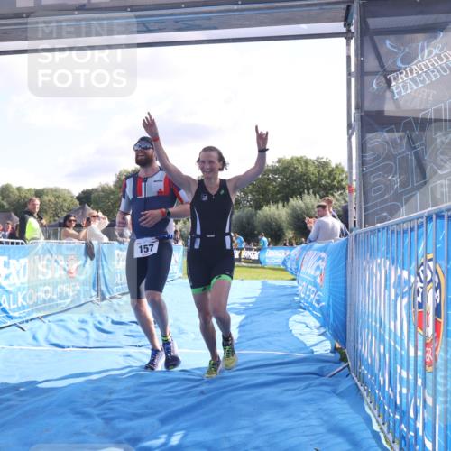 25.08.2024 - Elbe Triathlon Hamburg H.Heesch http://msf.ph/oto/6854136 25.08.2024 10:51:17 Ziel 114, 152, 157, 336 meine-sportfotos.de
