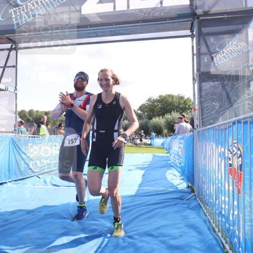 25.08.2024 - Elbe Triathlon Hamburg H.Heesch http://msf.ph/oto/6854175 25.08.2024 10:51:18 Ziel 114, 152, 157, 336 meine-sportfotos.de