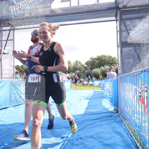 25.08.2024 - Elbe Triathlon Hamburg H.Heesch http://msf.ph/oto/6854195 25.08.2024 10:51:18 Ziel 114, 152, 157, 336 meine-sportfotos.de