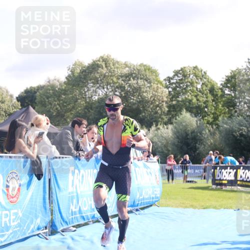 25.08.2024 - Elbe Triathlon Hamburg H.Heesch http://msf.ph/oto/6854373 25.08.2024 10:51:24 Ziel 114, 152, 157, 336 meine-sportfotos.de