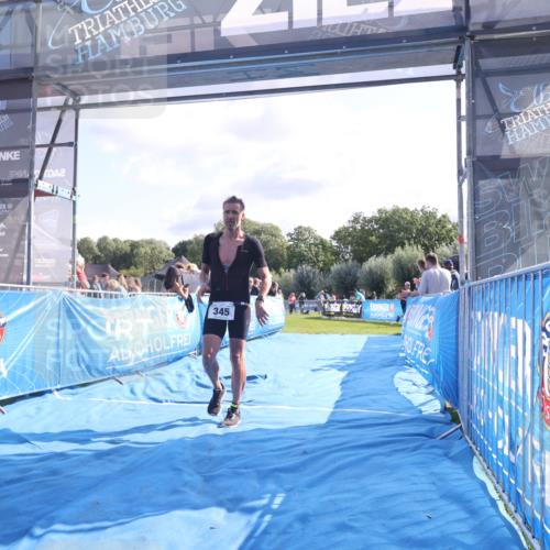 25.08.2024 - Elbe Triathlon Hamburg H.Heesch http://msf.ph/oto/6854518 25.08.2024 10:51:37 Ziel 345 meine-sportfotos.de