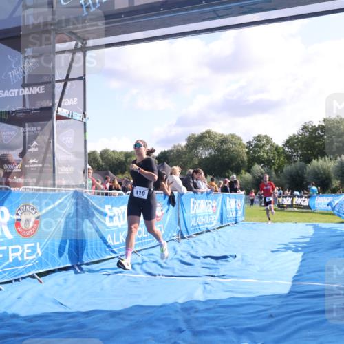 25.08.2024 - Elbe Triathlon Hamburg H.Heesch http://msf.ph/oto/6854603 25.08.2024 10:51:50 Ziel 110, 284 meine-sportfotos.de