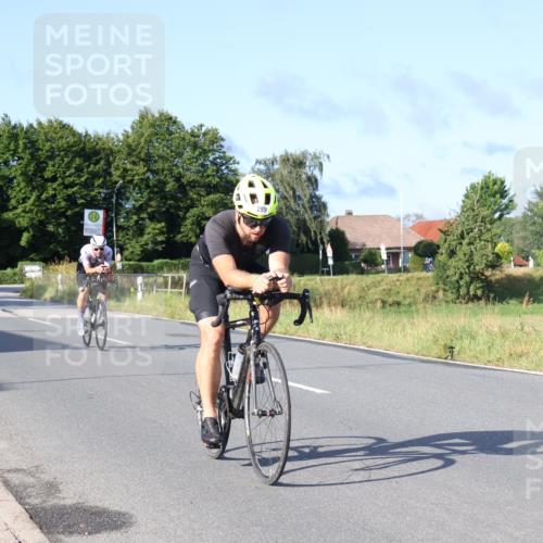 25.08.2024 - Elbe Triathlon Hamburg Fuchs,  Jonas http://msf.ph/oto/6854690 25.08.2024 09:17:44 Radfahren 1851, 289, 323, 265 meine-sportfotos.de