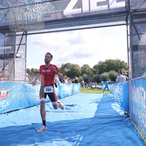 25.08.2024 - Elbe Triathlon Hamburg H.Heesch http://msf.ph/oto/6854691 25.08.2024 10:51:53 Ziel 110, 235, 284 meine-sportfotos.de