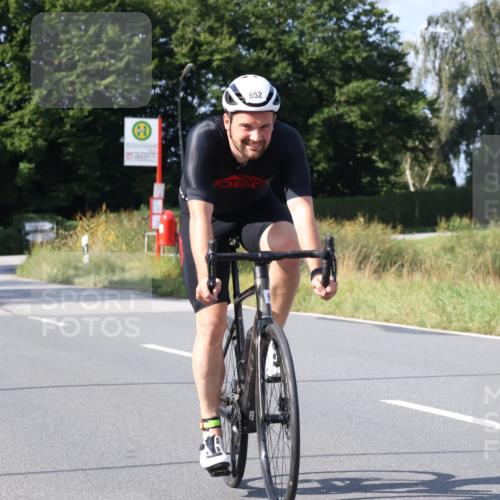 25.08.2024 - Elbe Triathlon Hamburg Fuchs,  Jonas http://msf.ph/oto/6854794 25.08.2024 10:37:33 Radfahren 660, 767, 700, 611, 569, 652, 639 meine-sportfotos.de