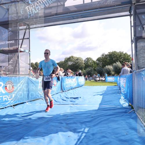 25.08.2024 - Elbe Triathlon Hamburg H.Heesch http://msf.ph/oto/6854797 25.08.2024 10:52:00 Ziel 235 meine-sportfotos.de