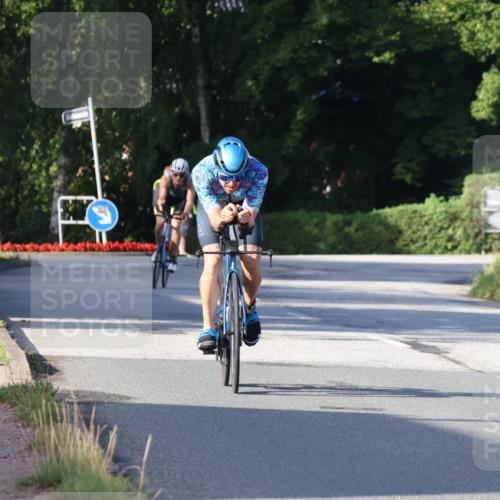 25.08.2024 - Elbe Triathlon Hamburg Fuchs,  Jonas http://msf.ph/oto/6854808 25.08.2024 09:17:54 Radfahren 265, 71, 229 meine-sportfotos.de
