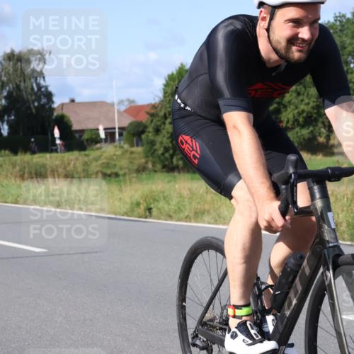 25.08.2024 - Elbe Triathlon Hamburg Fuchs,  Jonas http://msf.ph/oto/6854821 25.08.2024 10:37:34 Radfahren 660, 767, 700, 611, 569, 652, 639 meine-sportfotos.de